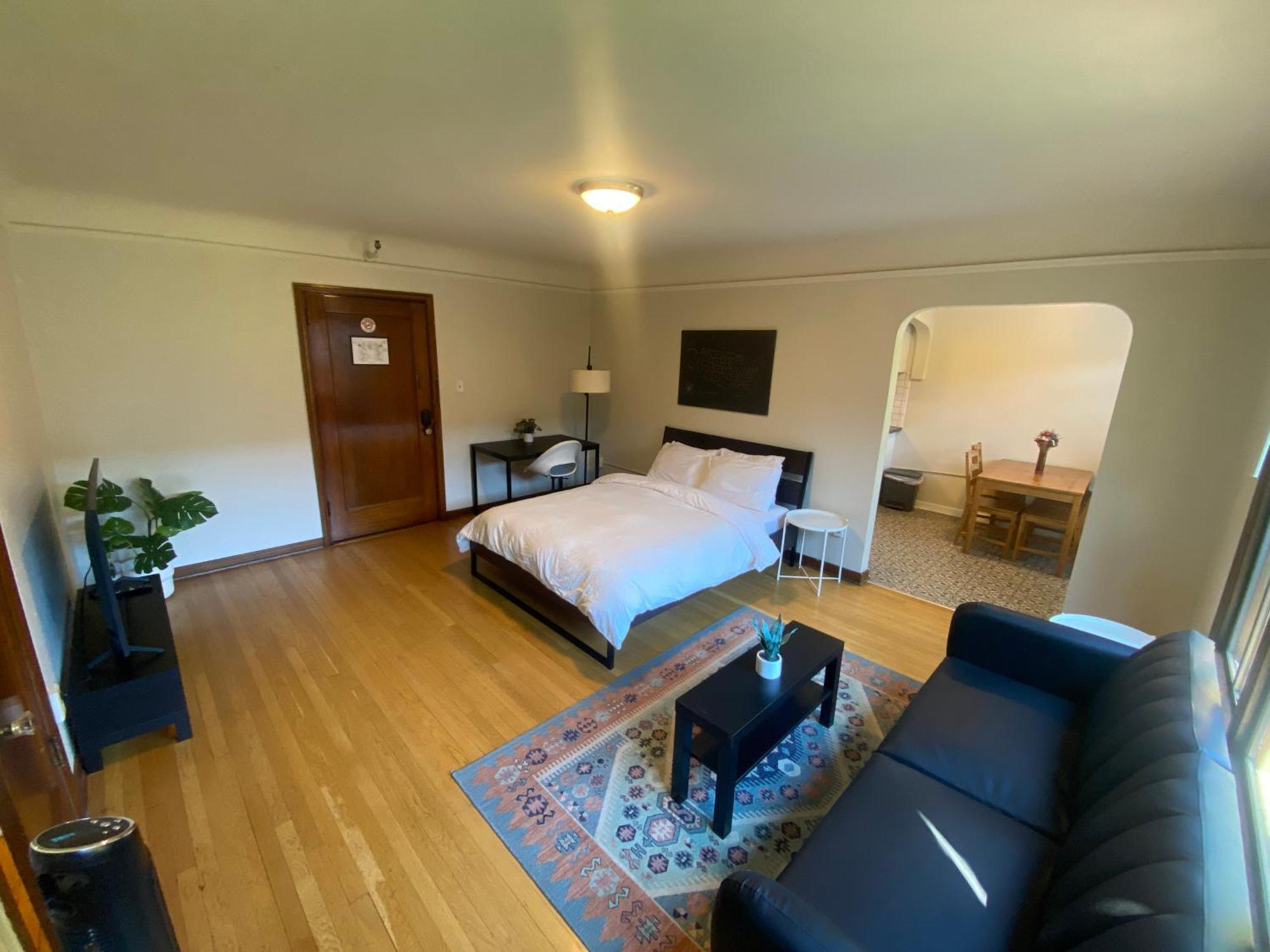 Furnished Apartments - Climate Pledge Arena Next Door Seattle Extérieur photo